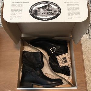Frye Veronica Short Black Leather Moto Engineer Boots 8.5
